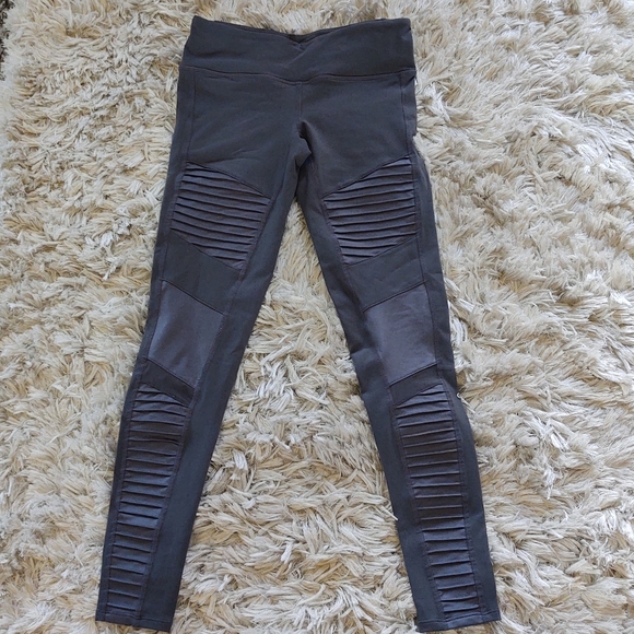 ALO Yoga Gray Moto leggings Small - Picture 2 of 8